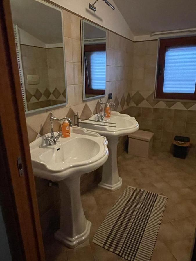 La Casa Del Pino Apartment โปลิโกโร ภายนอก รูปภาพ